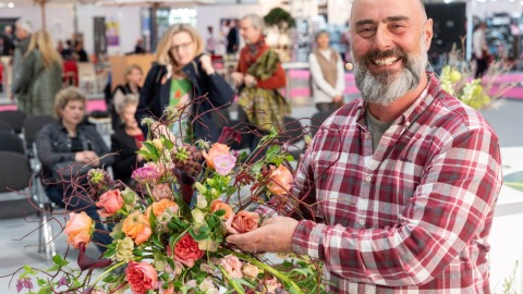 Floristmeister Reinhold Pause auf der CADEAUX Leipzig